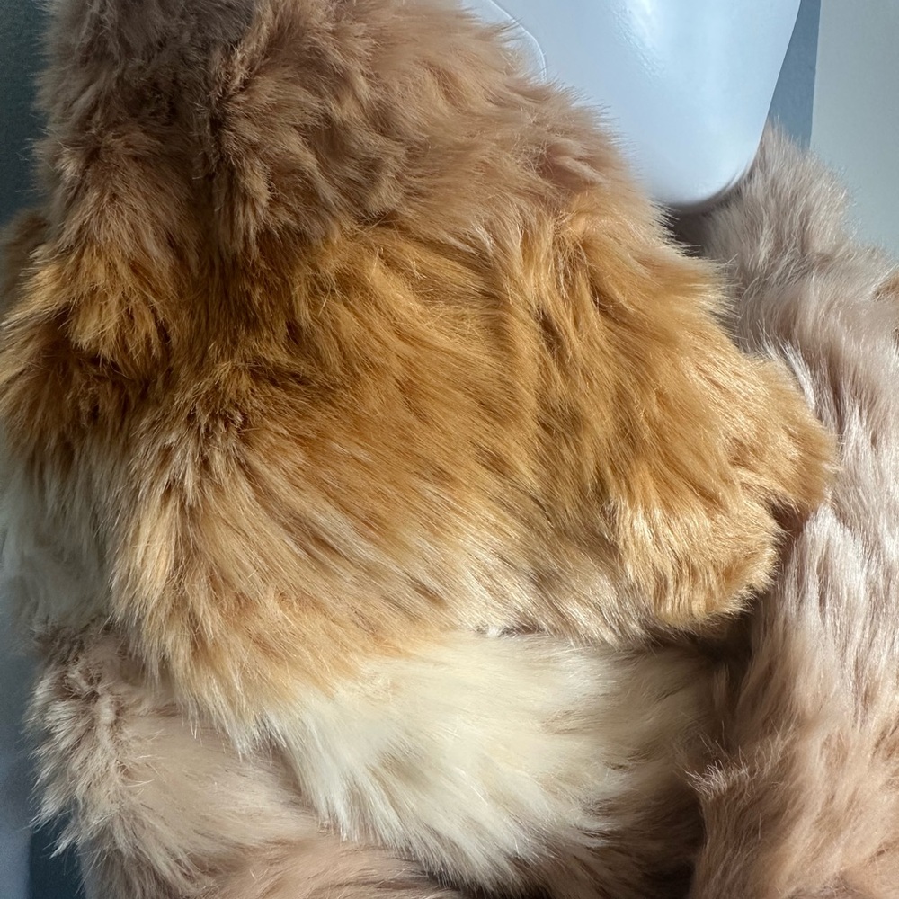 Anthropologie Tan Brown Faux Fur Wrap Scarf Infinity Chunky - Picture 2 of 5